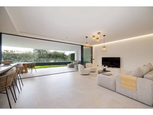 2 chambre Appartement à vendre à Sotogrande, San Roque avec piscine garage - 900 000 € (Ref: 9346894)