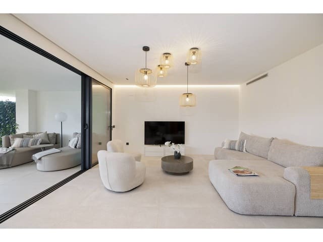 2 chambre Appartement à vendre à Sotogrande, San Roque avec piscine garage - 900 000 € (Ref: 9346894)