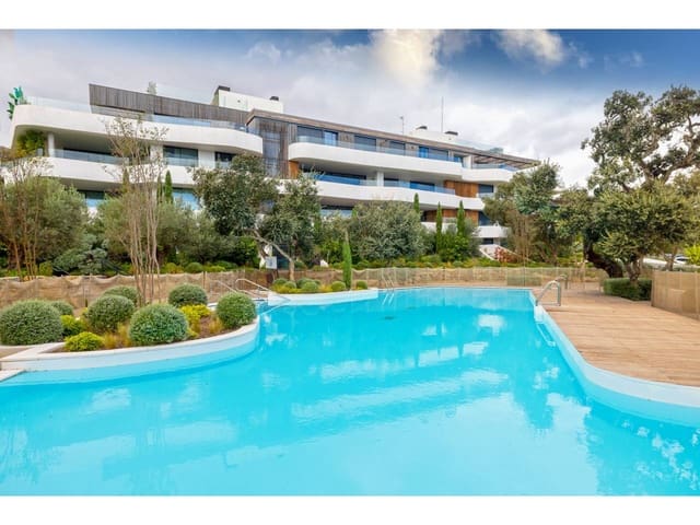 2 chambre Appartement à vendre à Sotogrande, San Roque avec piscine garage - 900 000 € (Ref: 9346894)