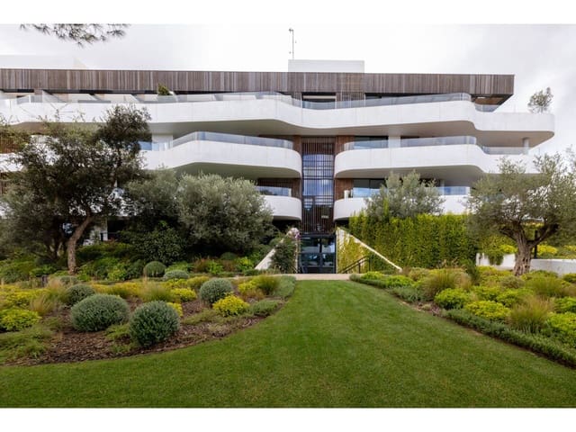 2 chambre Appartement à vendre à Sotogrande, San Roque avec piscine garage - 900 000 € (Ref: 9346894)