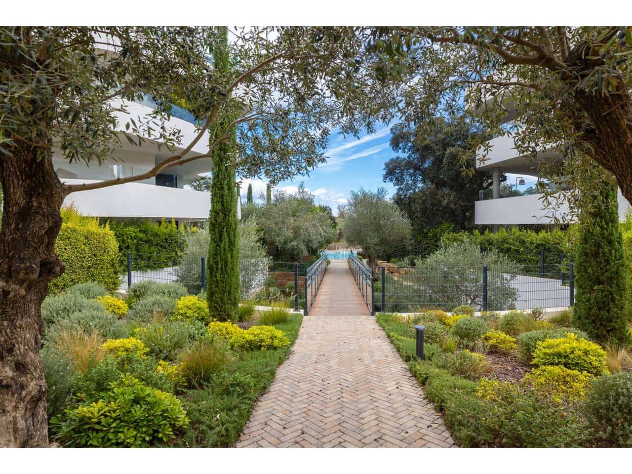 2 chambre Appartement à vendre à Sotogrande avec piscine garage - 900 000 € (Ref: 9346894)