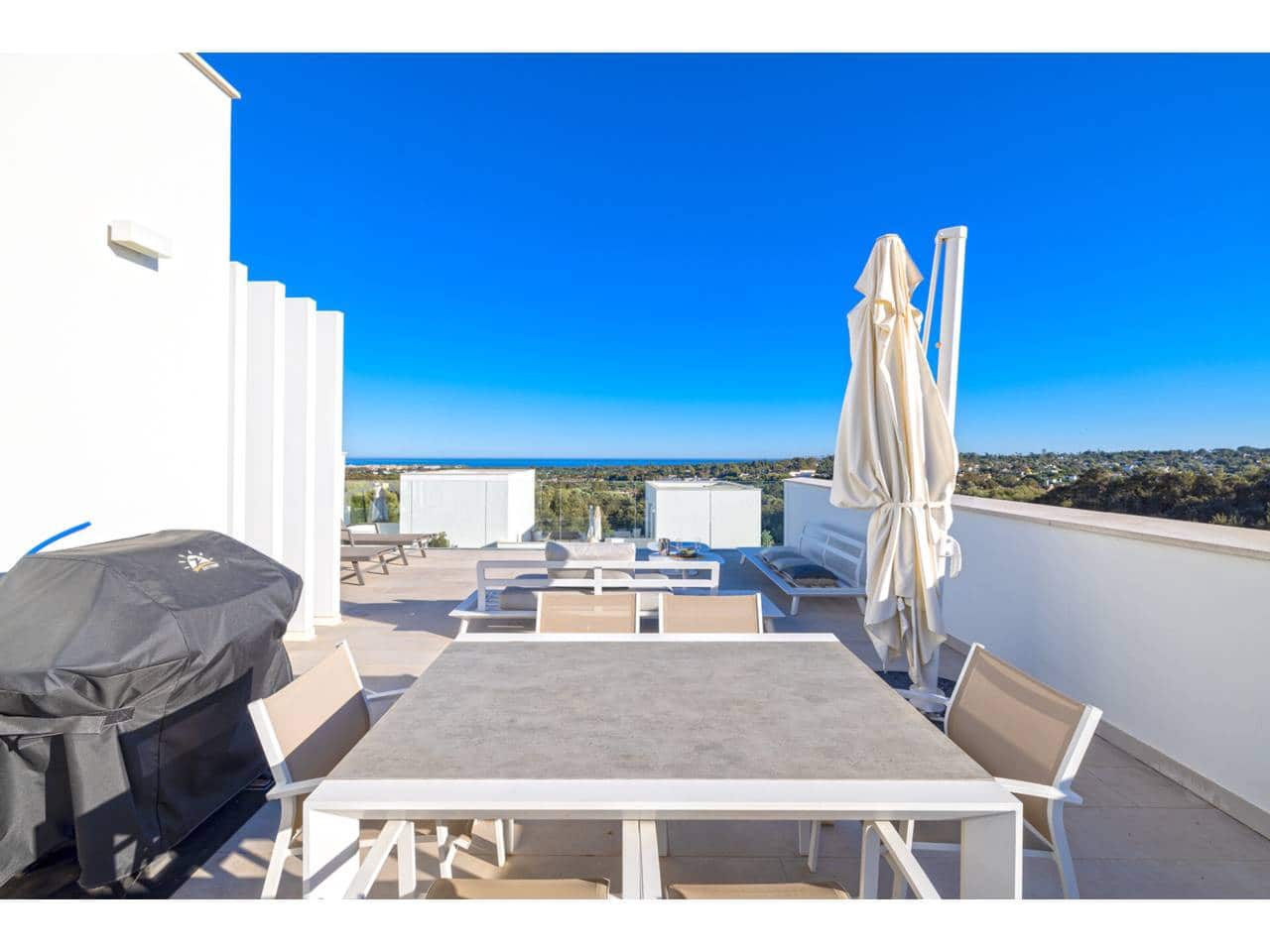 3 sypialnia Dom na sprzedaż w Sotogrande z basenem garażem - 735 000 € (Ref: 9355675)