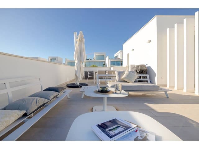 3 quarto Casa em Banda para venda em Sotogrande, San Roque com piscina garagem - 735 000 € (Ref: 9355675)