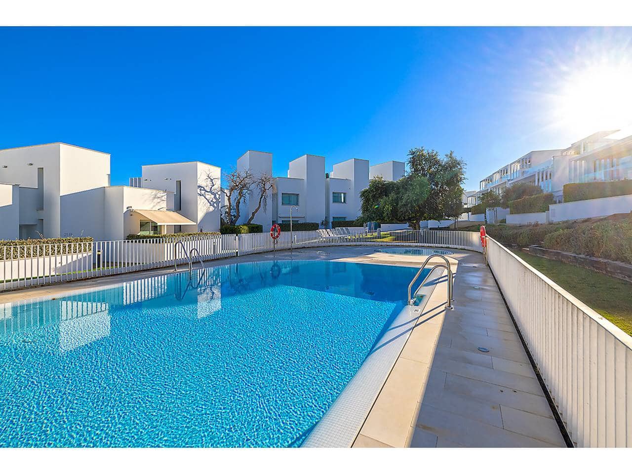 3 sypialnia Dom na sprzedaż w Sotogrande z basenem garażem - 735 000 € (Ref: 9355675)