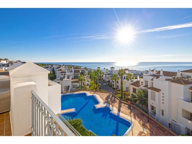 2 sypialnia Penthouse na sprzedaż w La Línea de la Concepción z basenem garażem - 550 000 € (Ref: 9374996)