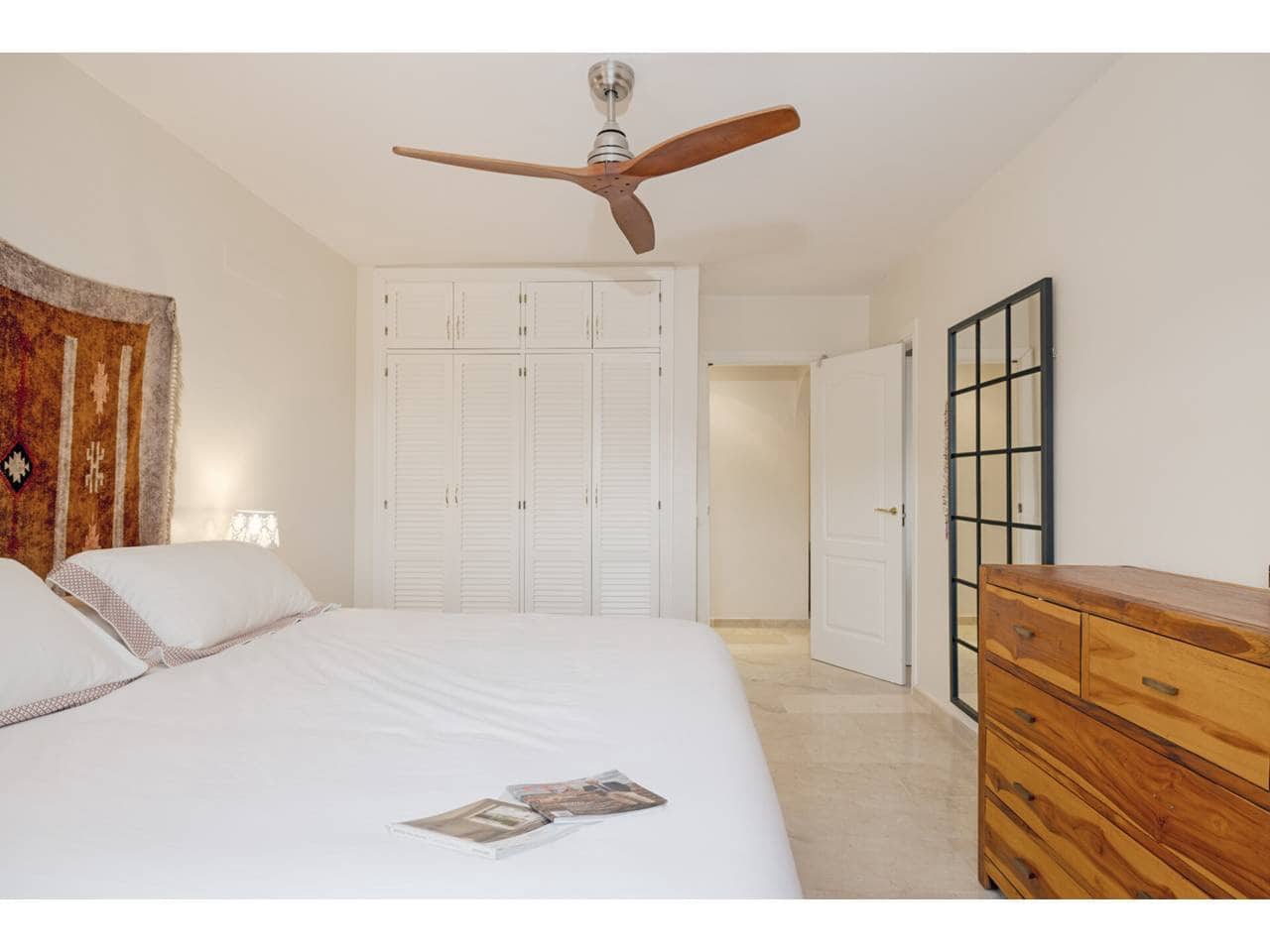 3 sypialnia Dom blizniak na sprzedaż w Manilva z basenem garażem - 549 000 € (Ref: 9400797)