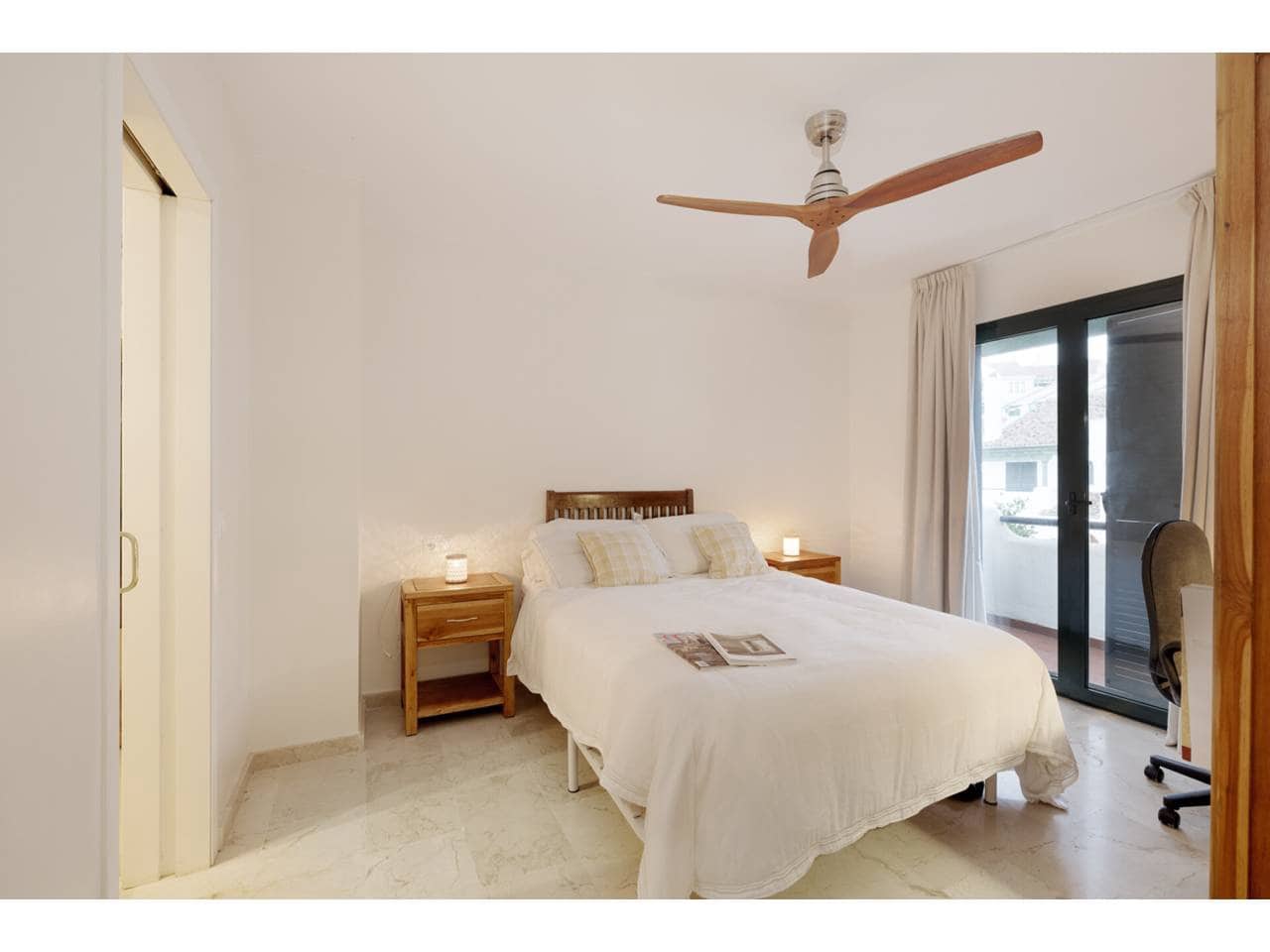 3 sypialnia Dom blizniak na sprzedaż w Manilva z basenem garażem - 549 000 € (Ref: 9400797)