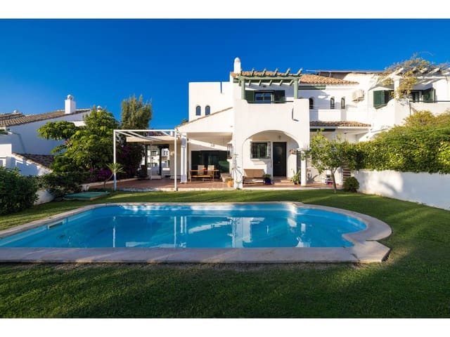 3 sypialnia Dom blizniak na sprzedaż w Manilva z basenem garażem - 549 000 € (Ref: 9400797)