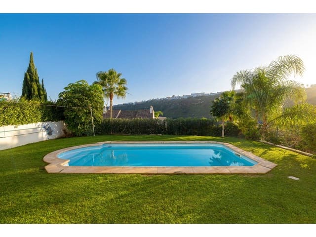 3 sypialnia Dom blizniak na sprzedaż w Manilva z basenem garażem - 549 000 € (Ref: 9400797)