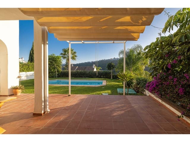 3 sypialnia Dom blizniak na sprzedaż w Manilva z basenem garażem - 549 000 € (Ref: 9400797)