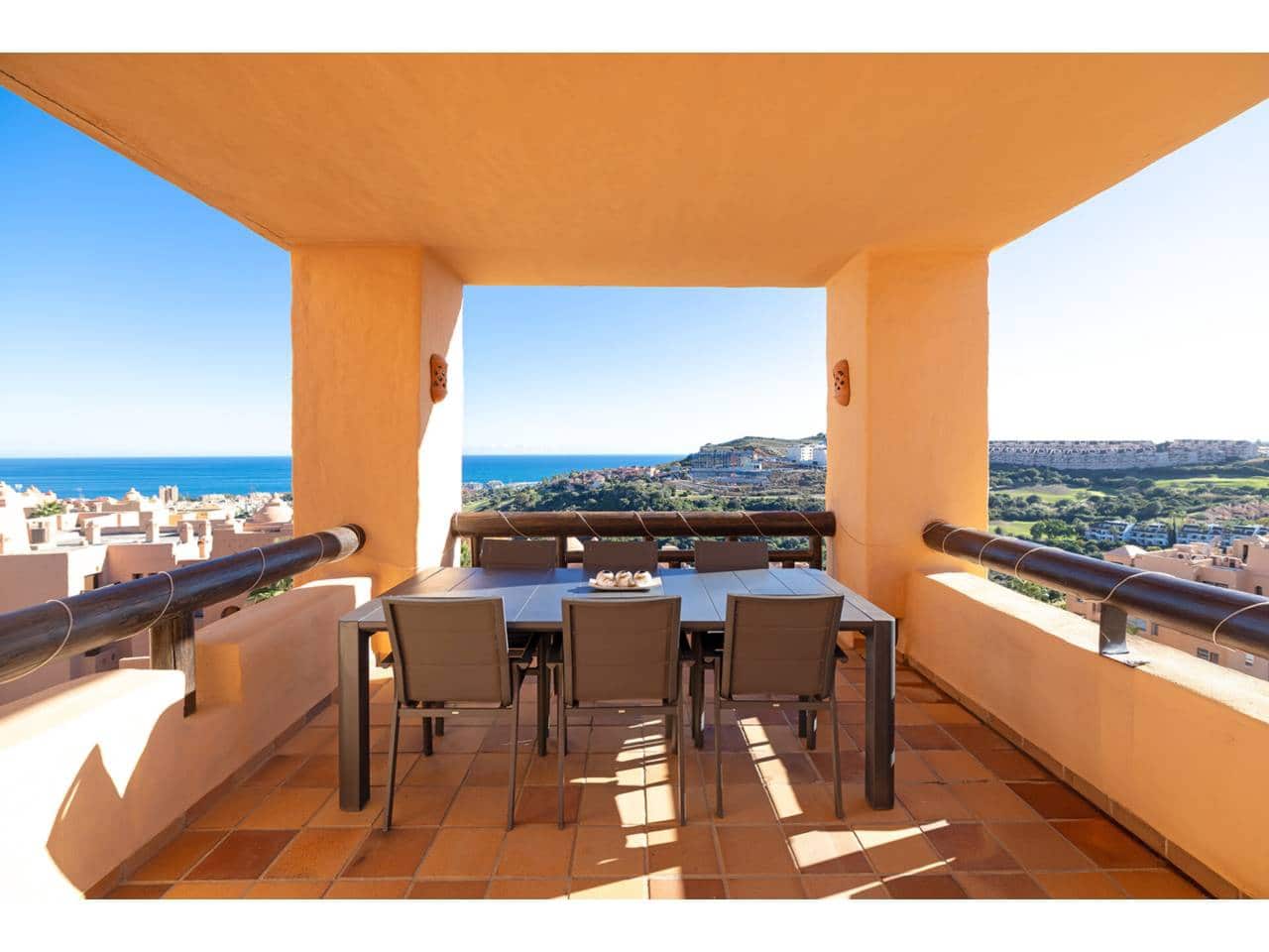 3 Zimmer Penthouse zu verkaufen in San Luis de Sabinillas mit Pool Garage - 529.000 € (Ref: 9400798)