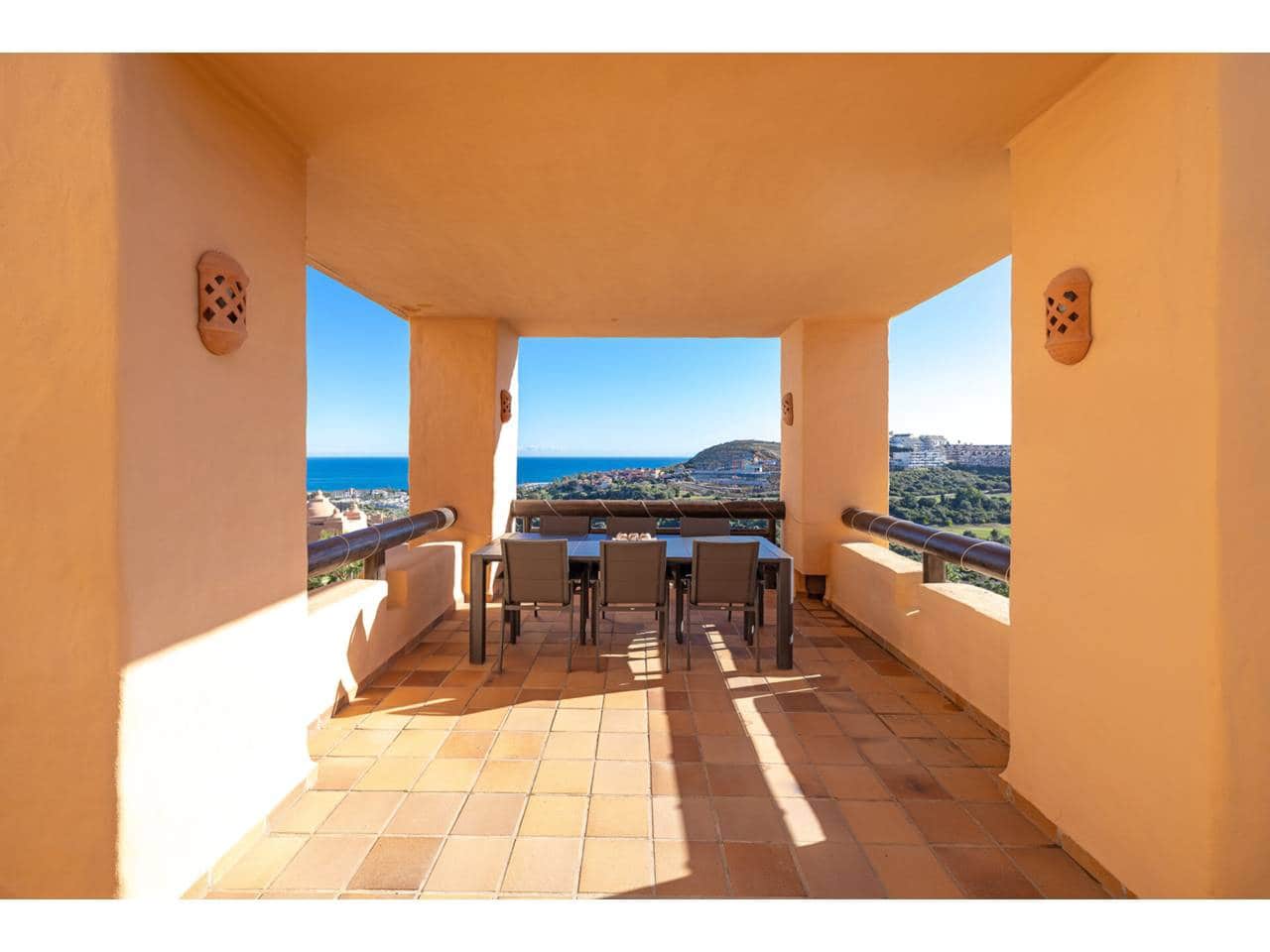 3 Zimmer Penthouse zu verkaufen in San Luis de Sabinillas mit Pool Garage - 529.000 € (Ref: 9400798)