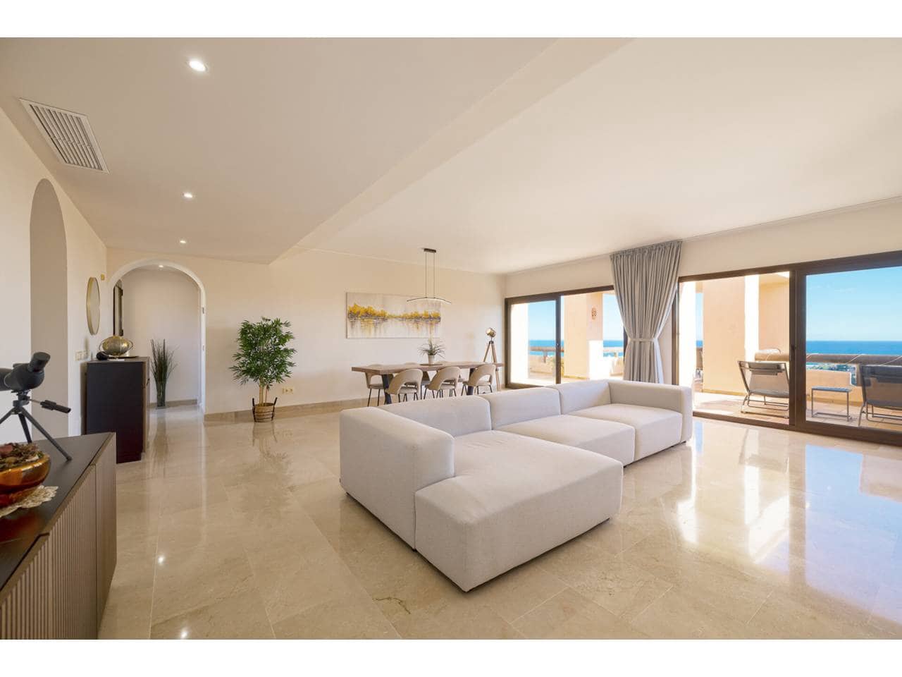 3 Zimmer Penthouse zu verkaufen in San Luis de Sabinillas mit Pool Garage - 529.000 € (Ref: 9400798)