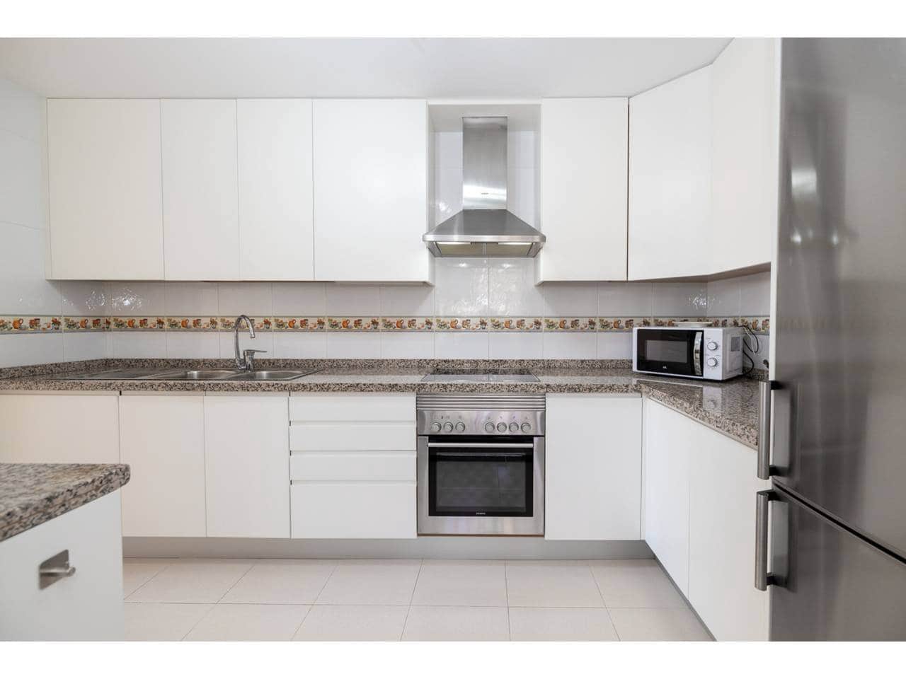 3 Zimmer Penthouse zu verkaufen in San Luis de Sabinillas mit Pool Garage - 529.000 € (Ref: 9400798)