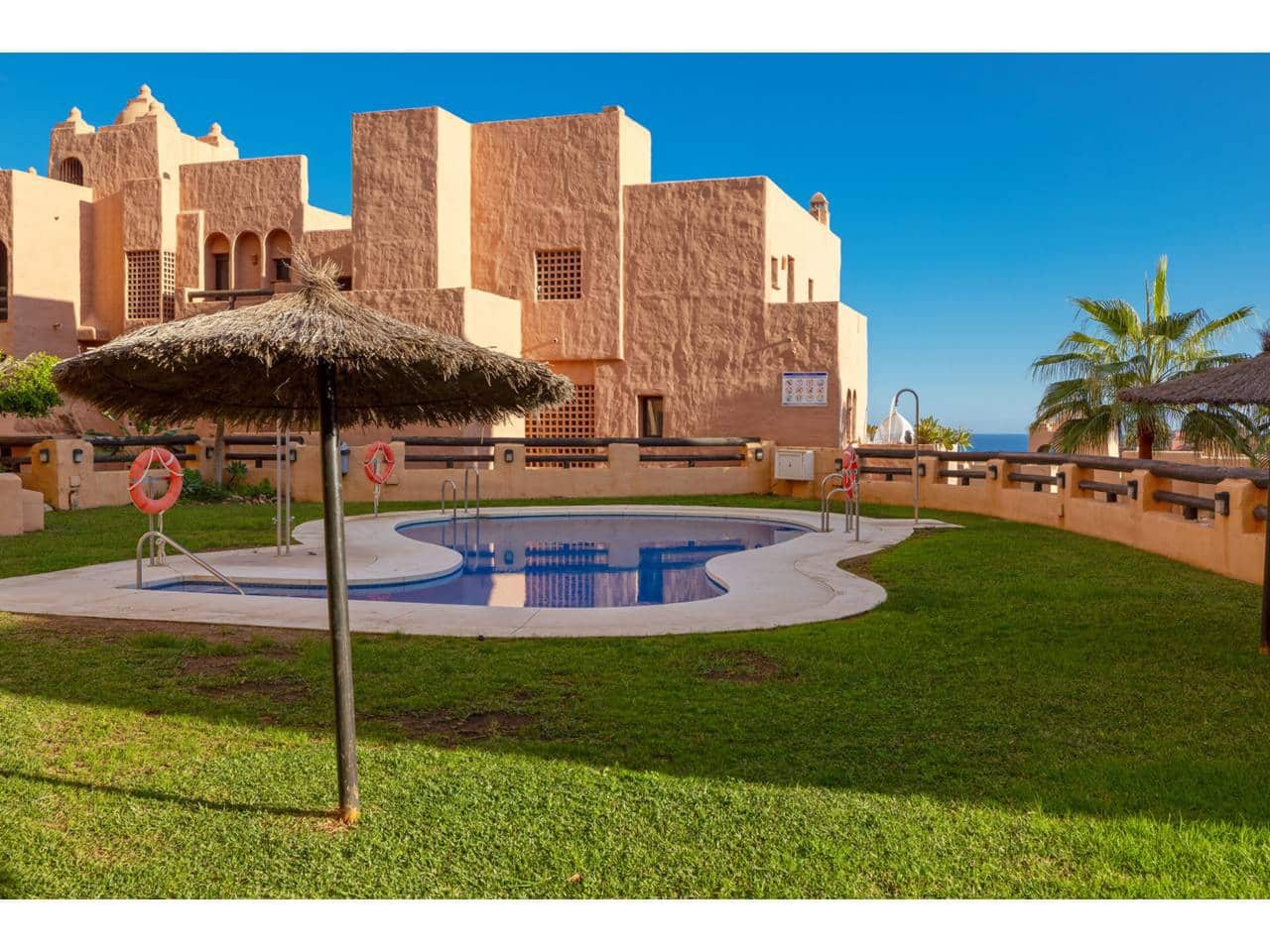 3 Zimmer Penthouse zu verkaufen in San Luis de Sabinillas mit Pool Garage - 529.000 € (Ref: 9400798)