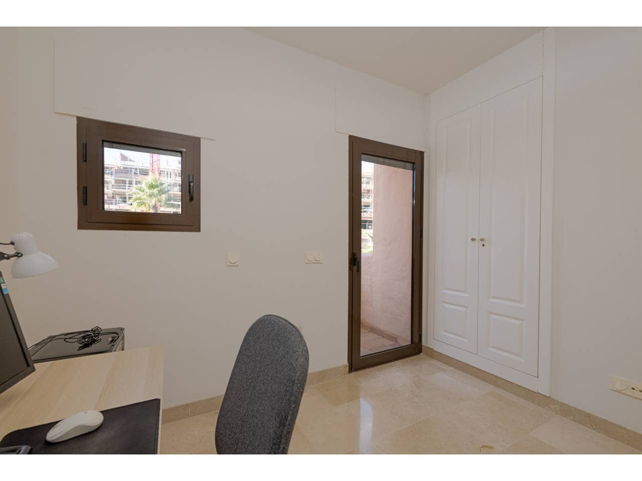 3 Zimmer Penthouse zu verkaufen in San Luis de Sabinillas mit Pool Garage - 529.000 € (Ref: 9400798)