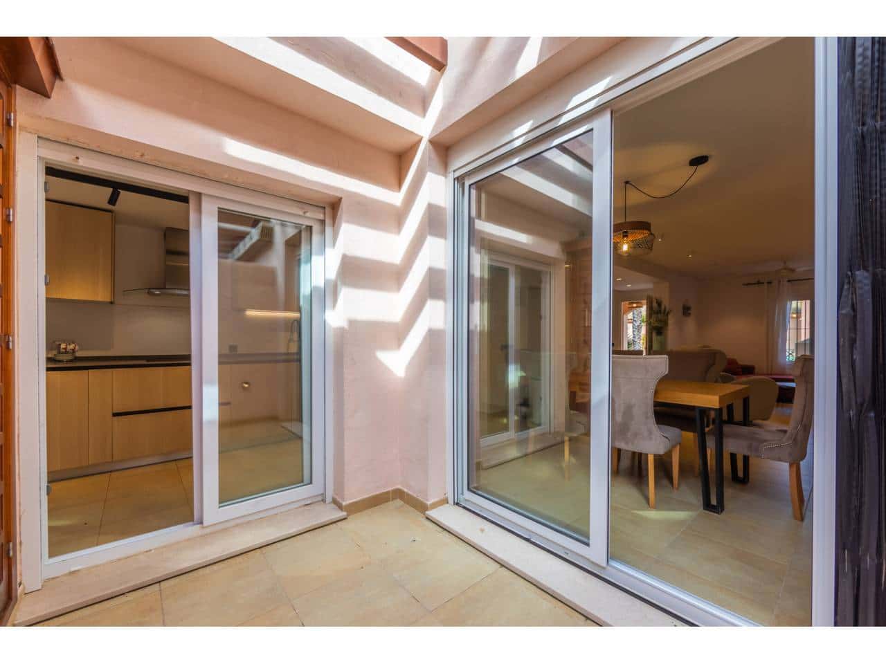 4 sypialnia Dom na sprzedaż w Tarifa z basenem garażem - 700 000 € (Ref: 9410647)