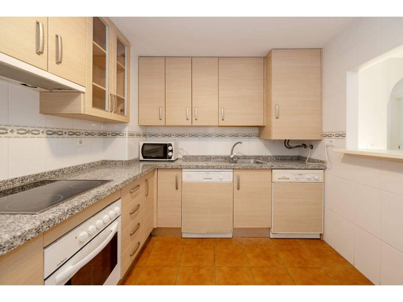 2 quarto Apartamento para venda em Manilva com piscina garagem - 199 000 € (Ref: 9413838)