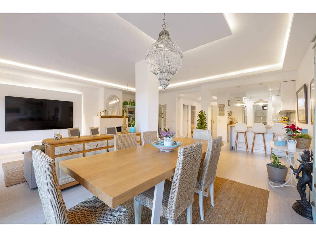 4 sypialnia Willa na sprzedaż w Sotogrande z basenem garażem - 735 000 € (Ref: 9433163)