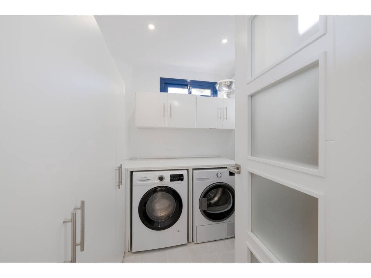 4 sypialnia Willa na sprzedaż w Sotogrande z basenem garażem - 735 000 € (Ref: 9433163)