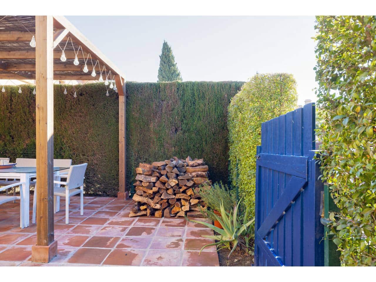 4 sypialnia Willa na sprzedaż w Sotogrande z basenem garażem - 735 000 € (Ref: 9433163)