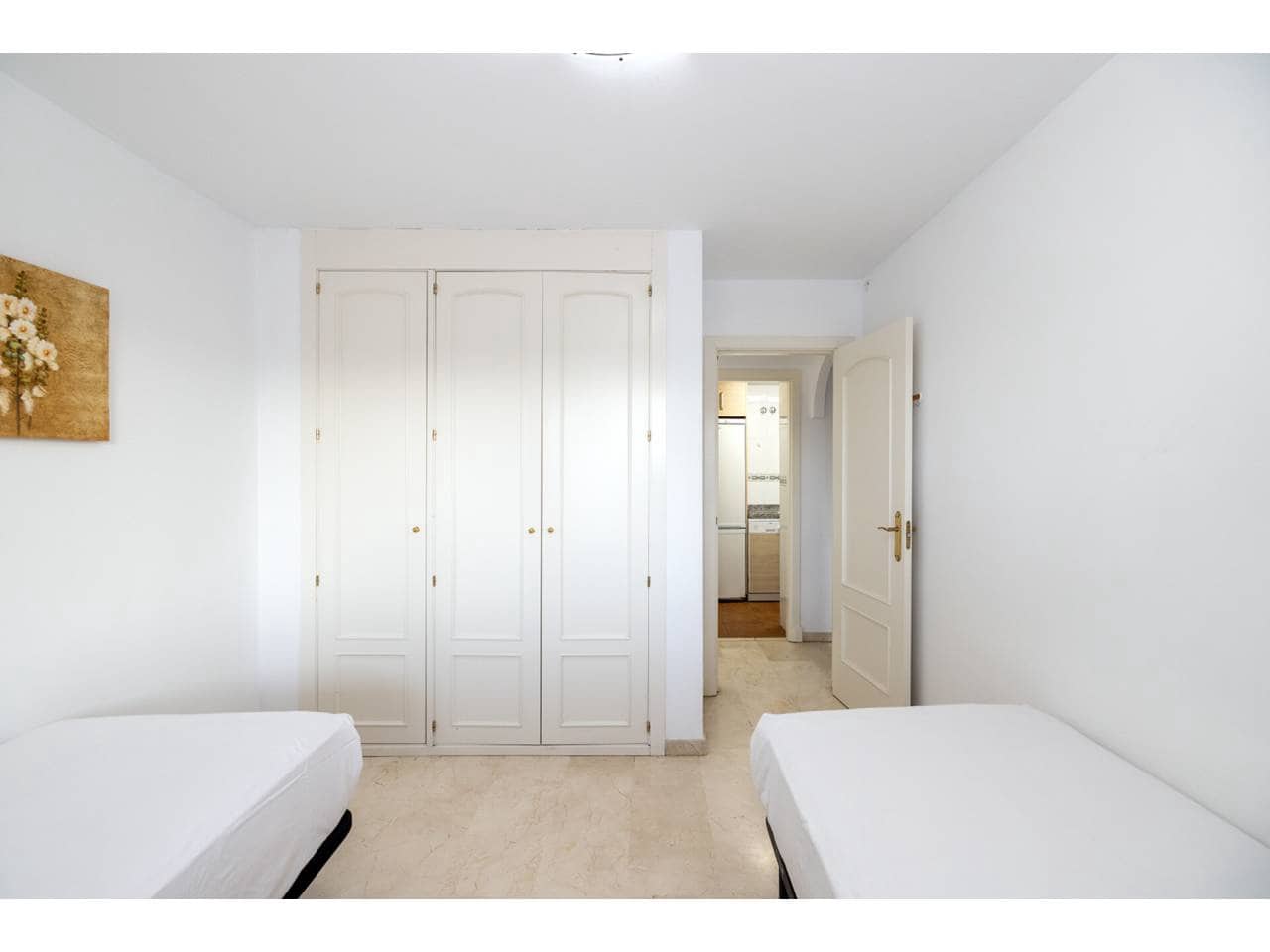 3 sypialnia Apartament na sprzedaż w Manilva z basenem garażem - 230 000 € (Ref: 9433164)