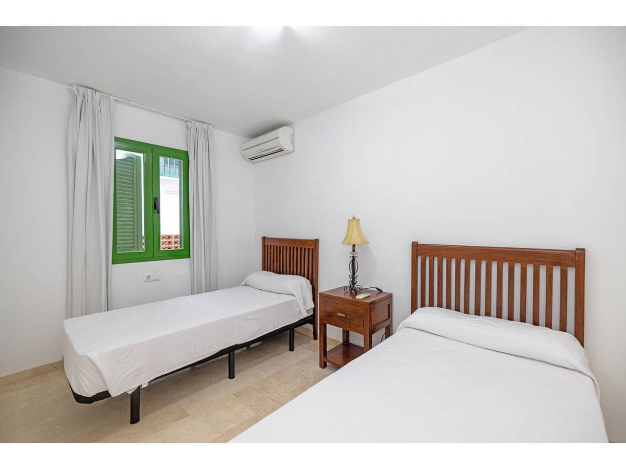 3 sypialnia Apartament na sprzedaż w Manilva z basenem garażem - 230 000 € (Ref: 9433164)