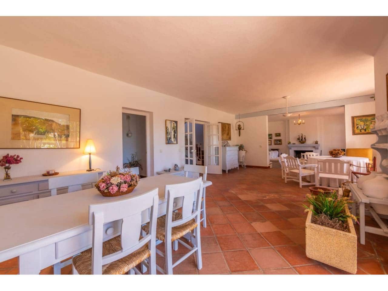 4 slaapkamer Villa te koop in Los Canos de Meca met zwembad garage - € 1.250.000 (Ref: 9433165)