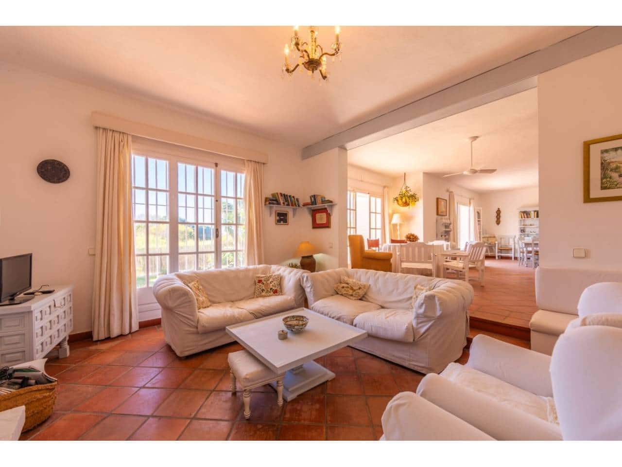 4 slaapkamer Villa te koop in Los Canos de Meca met zwembad garage - € 1.250.000 (Ref: 9433165)