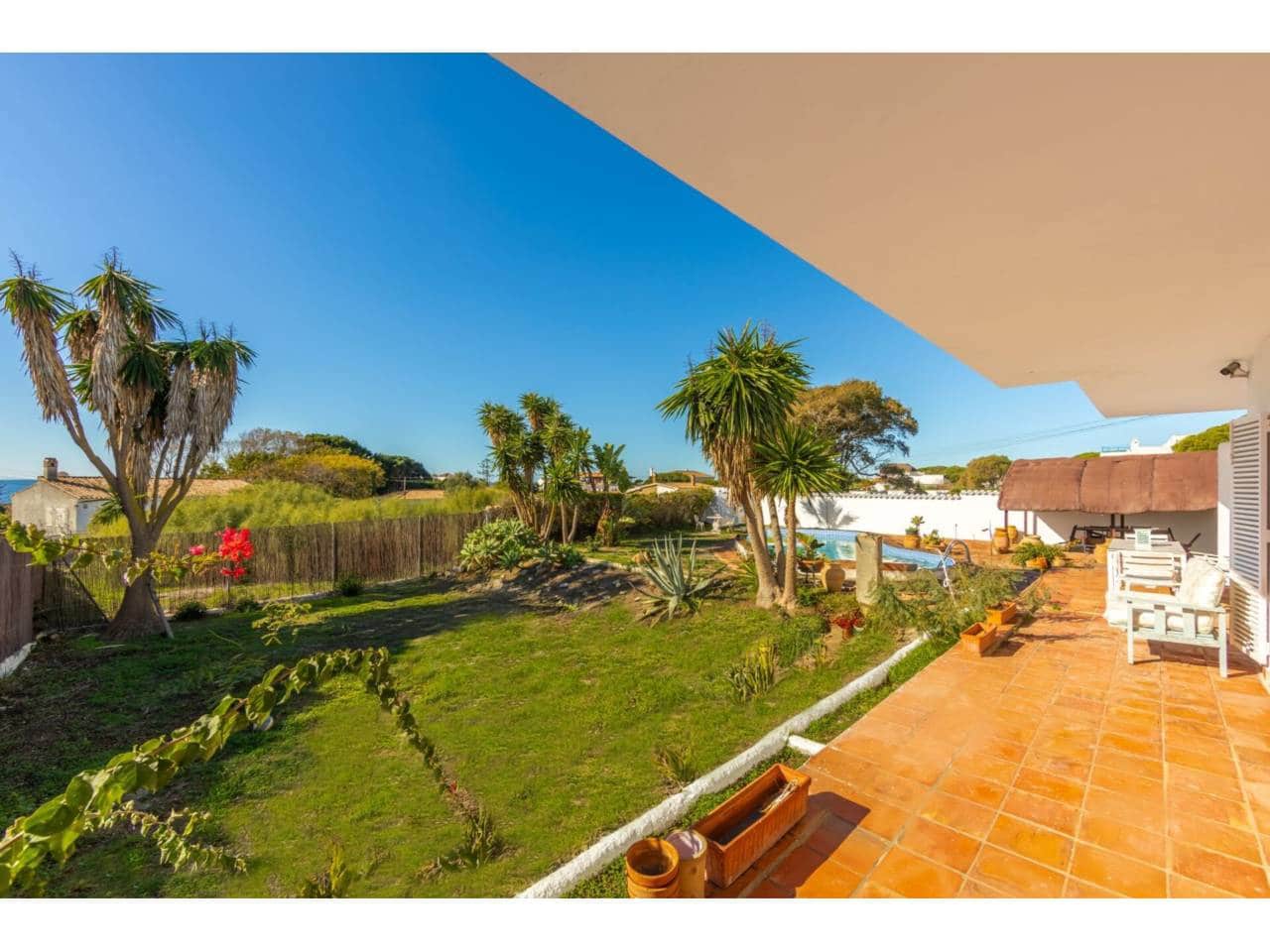 4 slaapkamer Villa te koop in Los Canos de Meca met zwembad garage - € 1.250.000 (Ref: 9433165)