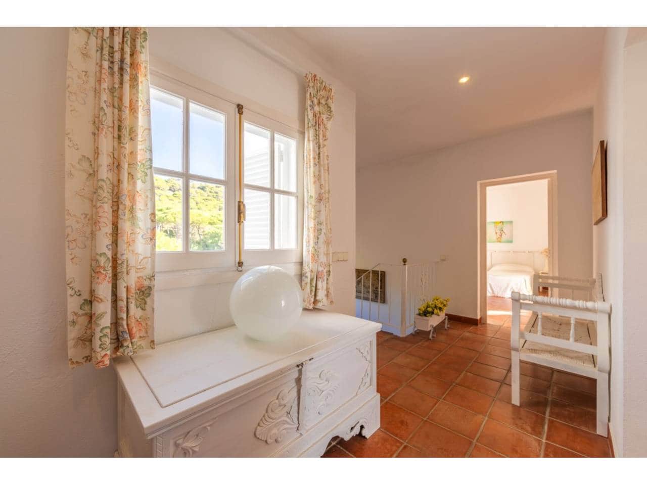 4 slaapkamer Villa te koop in Los Canos de Meca met zwembad garage - € 1.250.000 (Ref: 9433165)