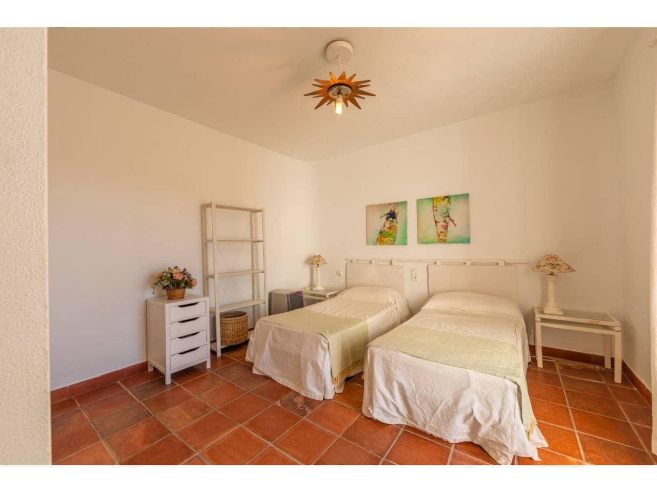 4 slaapkamer Villa te koop in Los Canos de Meca met zwembad garage - € 1.250.000 (Ref: 9433165)