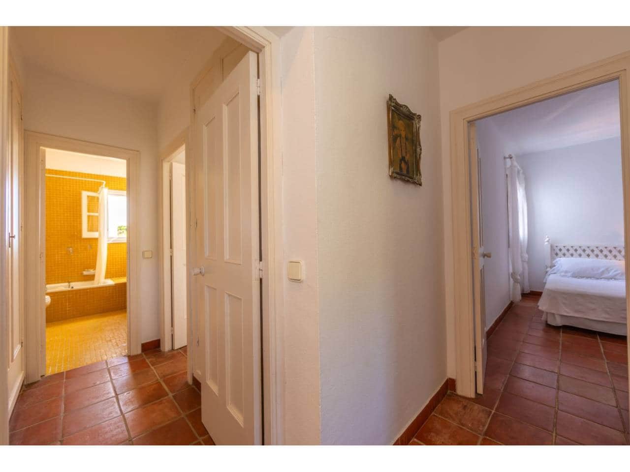 4 slaapkamer Villa te koop in Los Canos de Meca met zwembad garage - € 1.250.000 (Ref: 9433165)