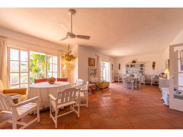 4 soverom Villa til salgs i Los Caños de Meca, Barbate med svømmebasseng garasje - € 1 250 000 (Ref: 9433165)