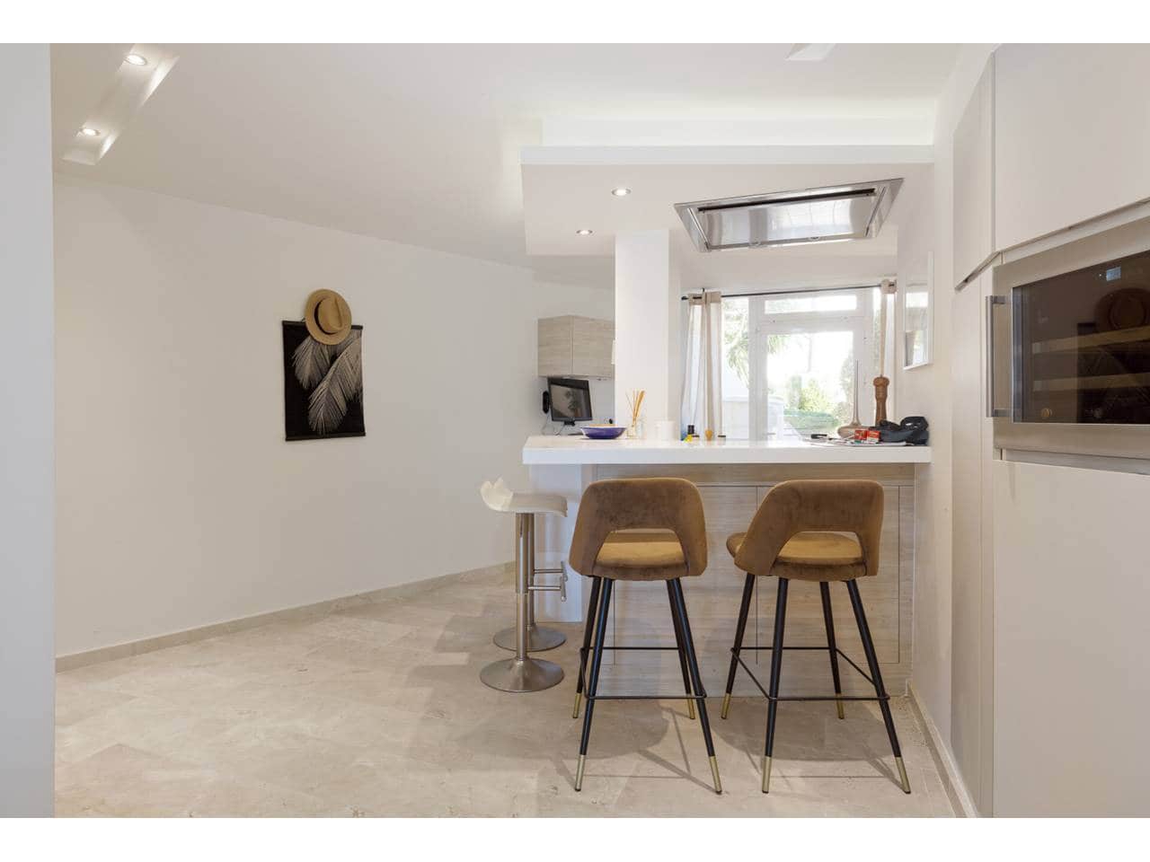 2 bedroom Apartment for sale in Casares with garage - € 450,000 (Ref: 9446164)