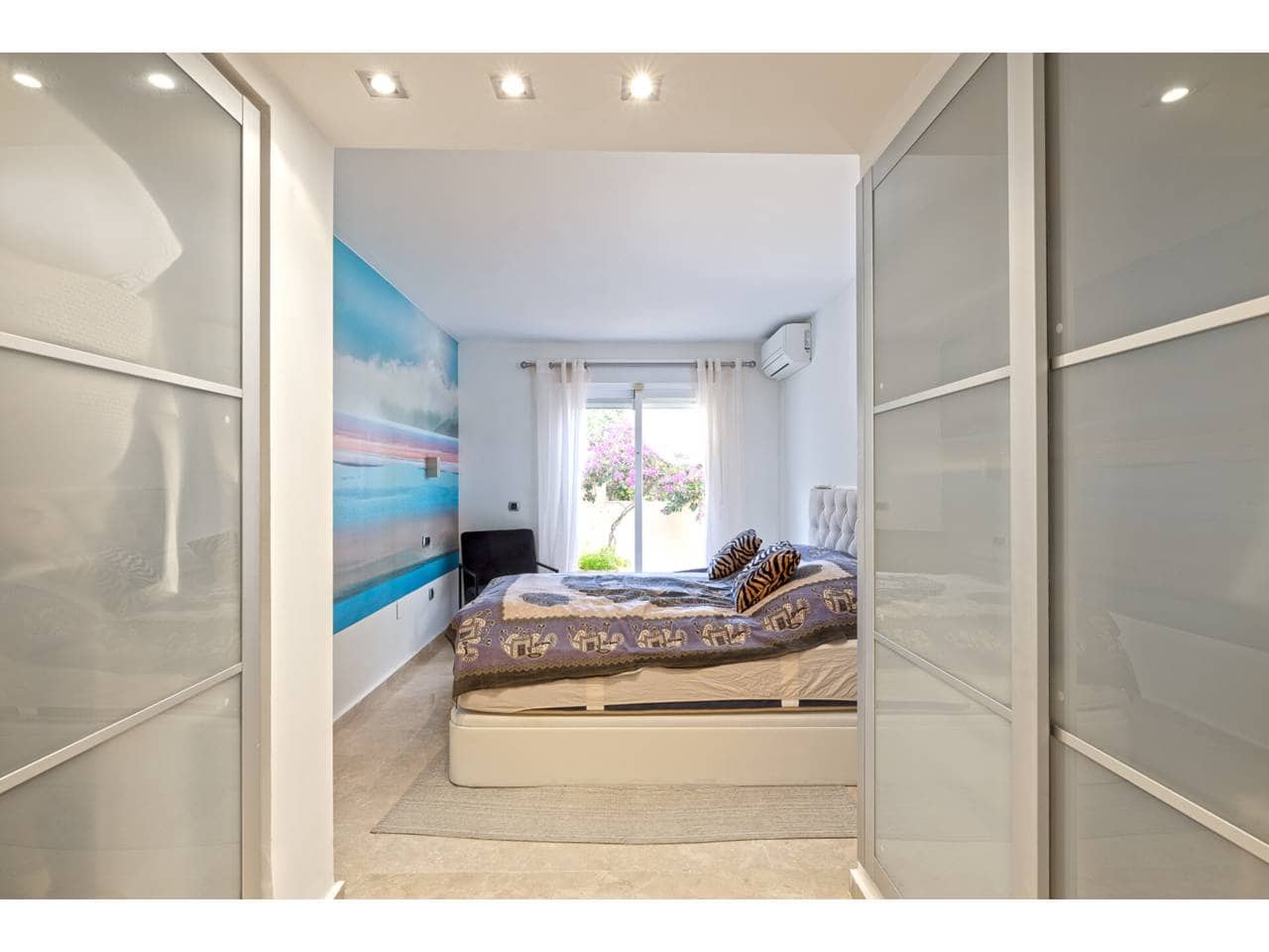 2 bedroom Apartment for sale in Casares with garage - € 450,000 (Ref: 9446164)