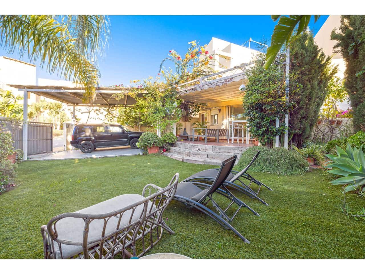 2 bedroom Apartment for sale in Casares with garage - € 450,000 (Ref: 9446164)