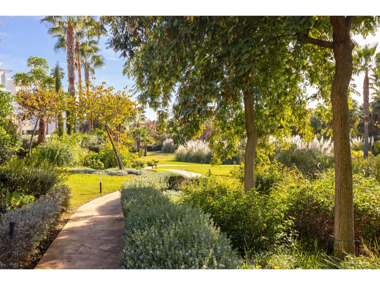 3 bedroom Apartment for sale in Casares with pool garage - € 548,000 (Ref: 9468161)