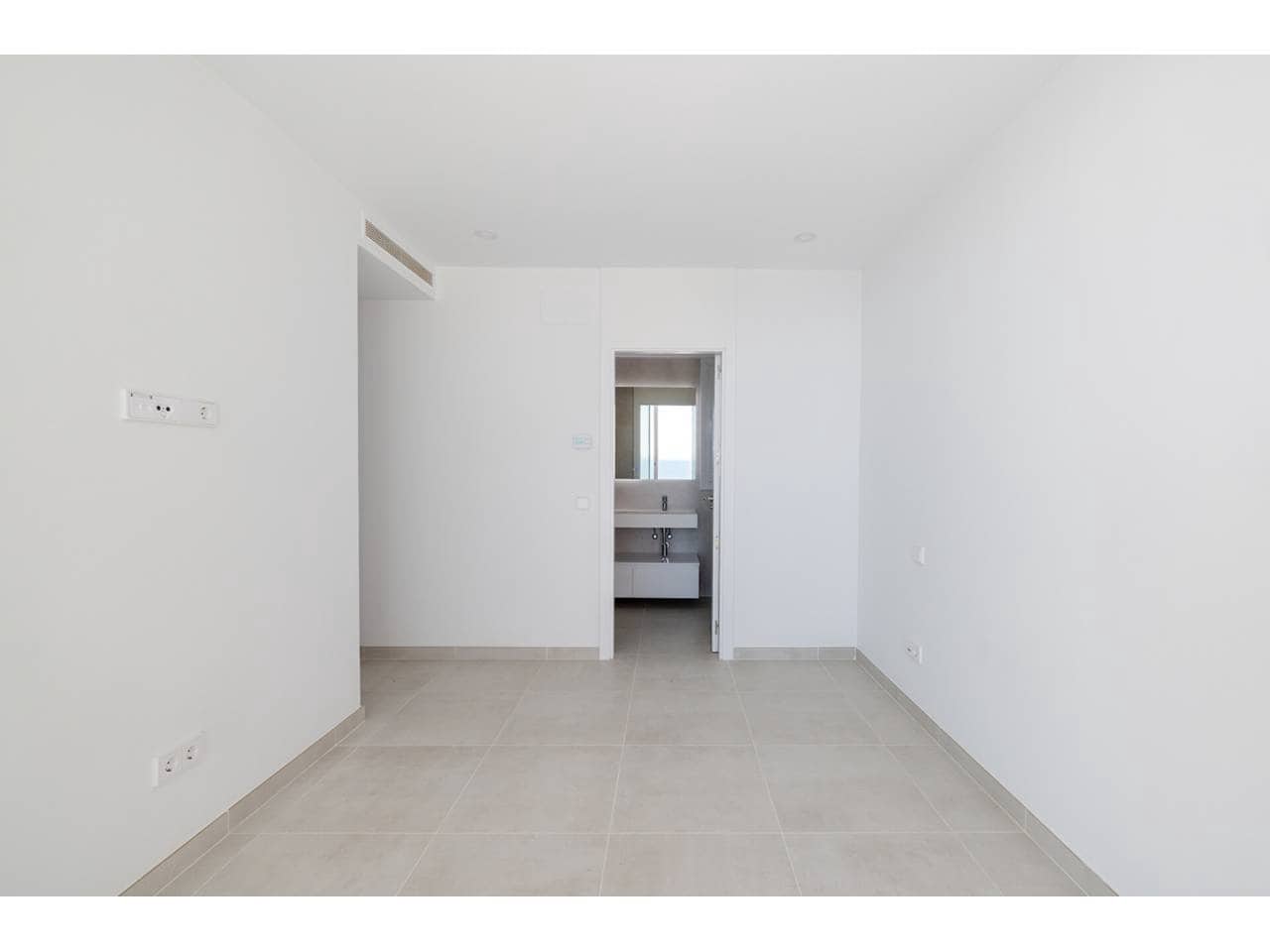 3 soveværelse Penthouse til salg i La Alcaidesa med swimmingpool garage - € 1.050.000 (Ref: 9468162)