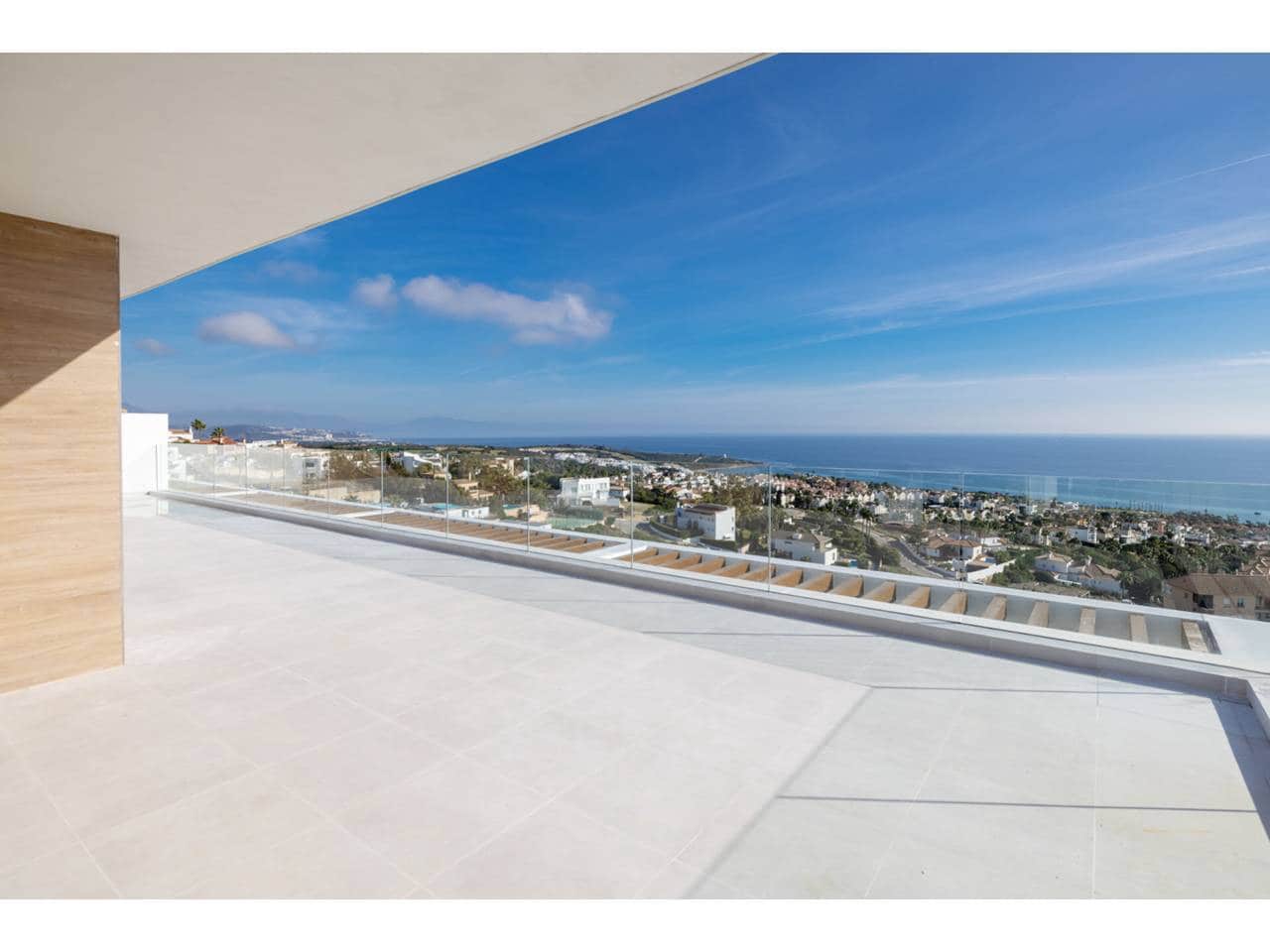 3 soveværelse Penthouse til salg i La Alcaidesa med swimmingpool garage - € 1.050.000 (Ref: 9468162)