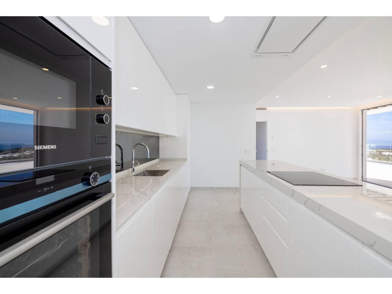 3 soveværelse Penthouse til salg i La Alcaidesa med swimmingpool garage - € 1.050.000 (Ref: 9468162)