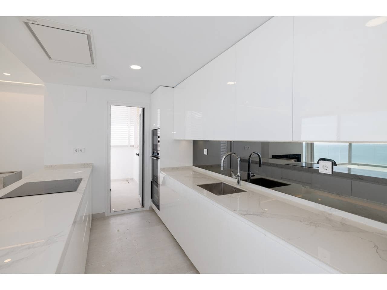 3 soveværelse Penthouse til salg i La Alcaidesa med swimmingpool garage - € 1.050.000 (Ref: 9468162)