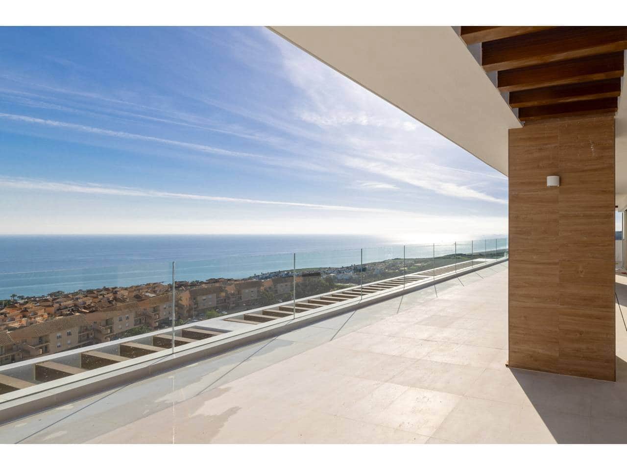 3 soveværelse Penthouse til salg i La Alcaidesa med swimmingpool garage - € 1.050.000 (Ref: 9468162)