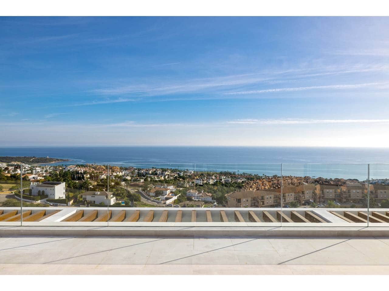 3 soveværelse Penthouse til salg i La Alcaidesa med swimmingpool garage - € 1.050.000 (Ref: 9468162)