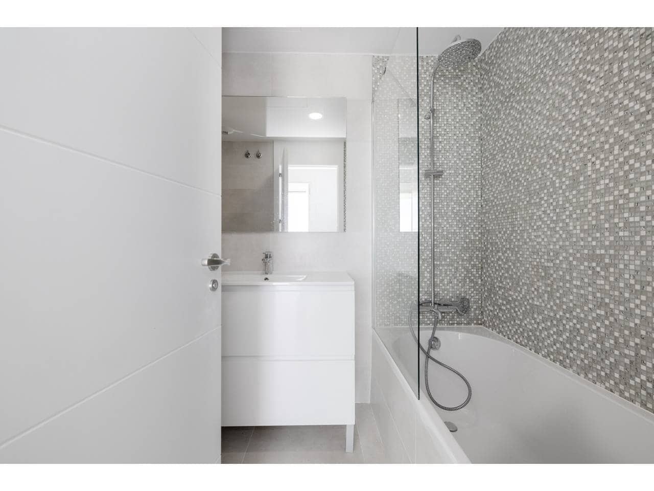 3 soveværelse Penthouse til salg i La Alcaidesa med swimmingpool garage - € 1.050.000 (Ref: 9468162)