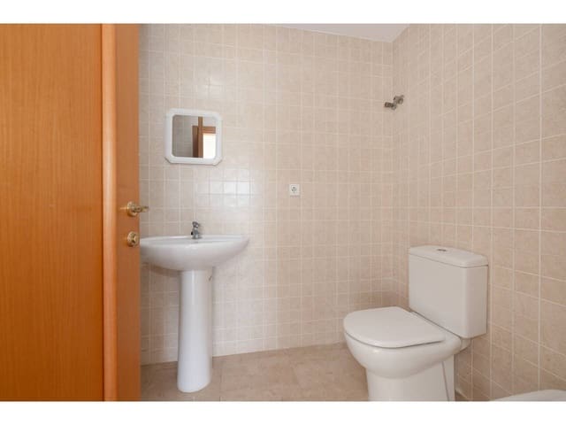 5 bedroom Townhouse for sale in Manilva with garage - € 595,000 (Ref: 9468163)