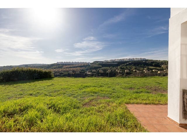 5 bedroom Townhouse for sale in Manilva with garage - € 595,000 (Ref: 9468163)