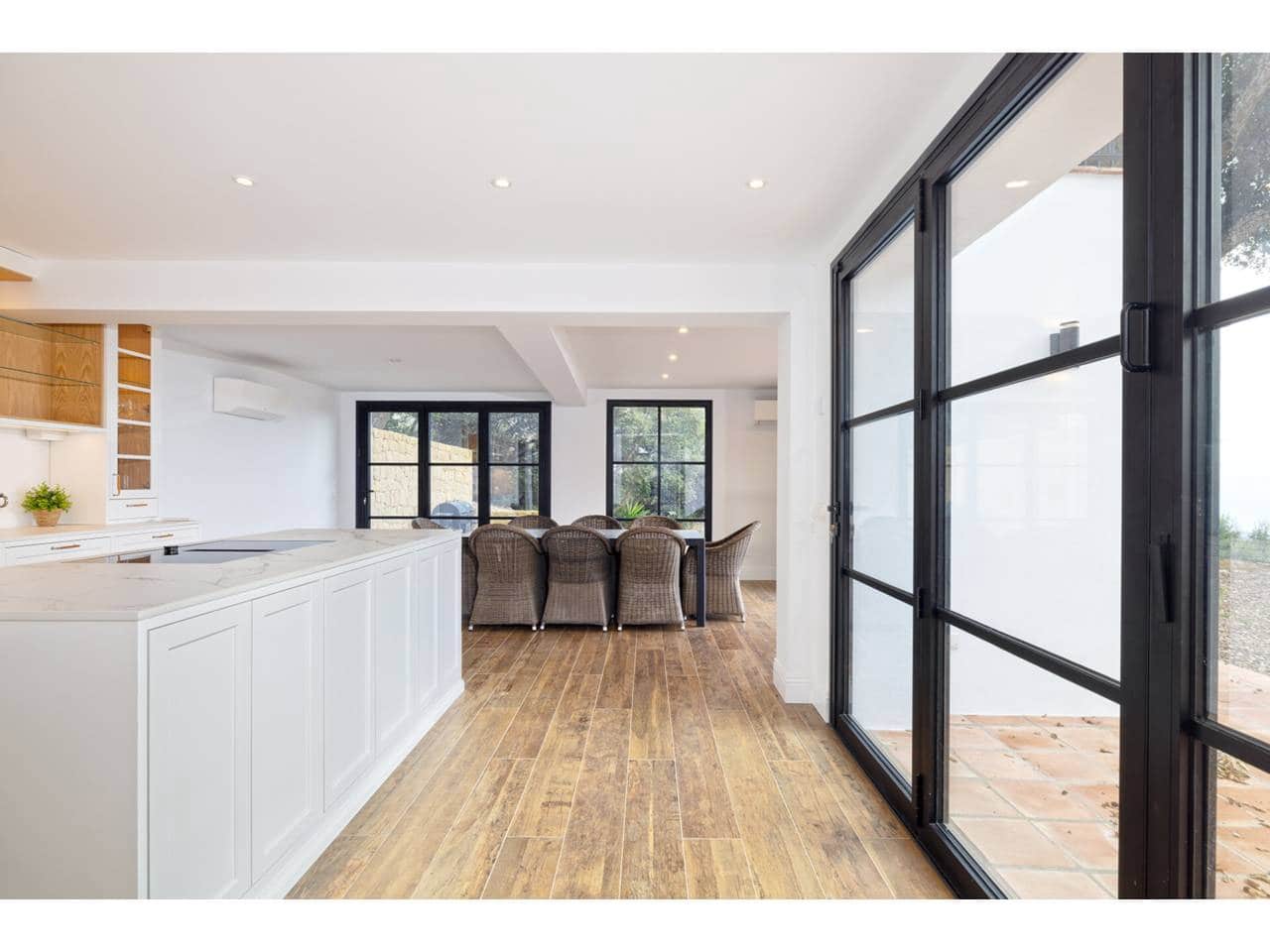 Chalet de 5 habitaciones en Casares en venta con piscina - 1.550.000 € (Ref: 9470529)