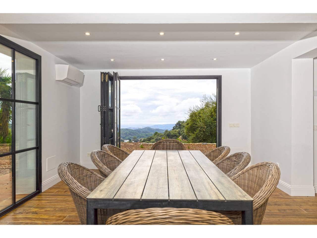 Chalet de 5 habitaciones en Casares en venta con piscina - 1.550.000 € (Ref: 9470529)