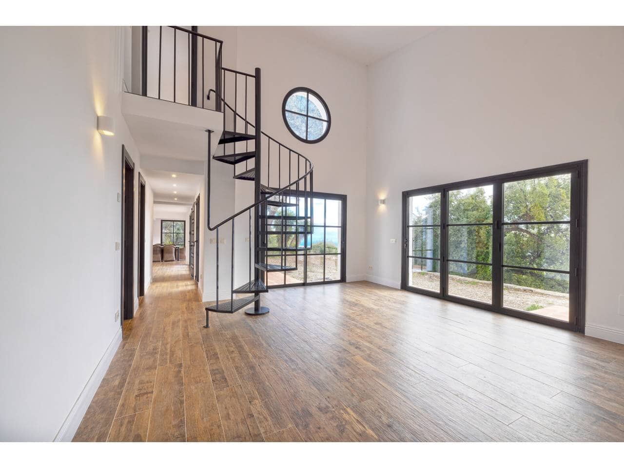 Chalet de 5 habitaciones en Casares en venta con piscina - 1.550.000 € (Ref: 9470529)